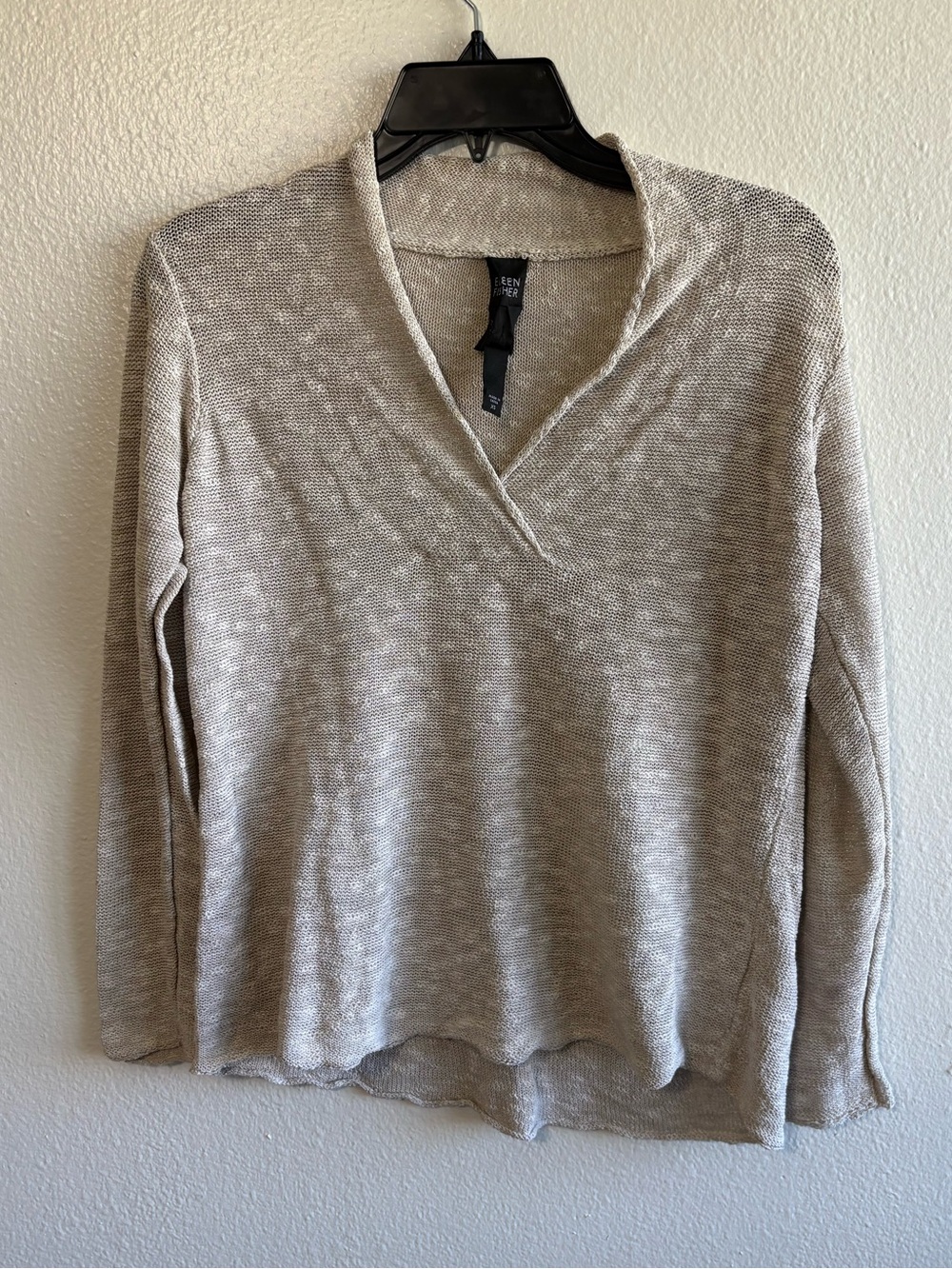 Eileen Fisher Size XS Ivory Linen Knit Sweater V Neck Neutral Minimalist Travel